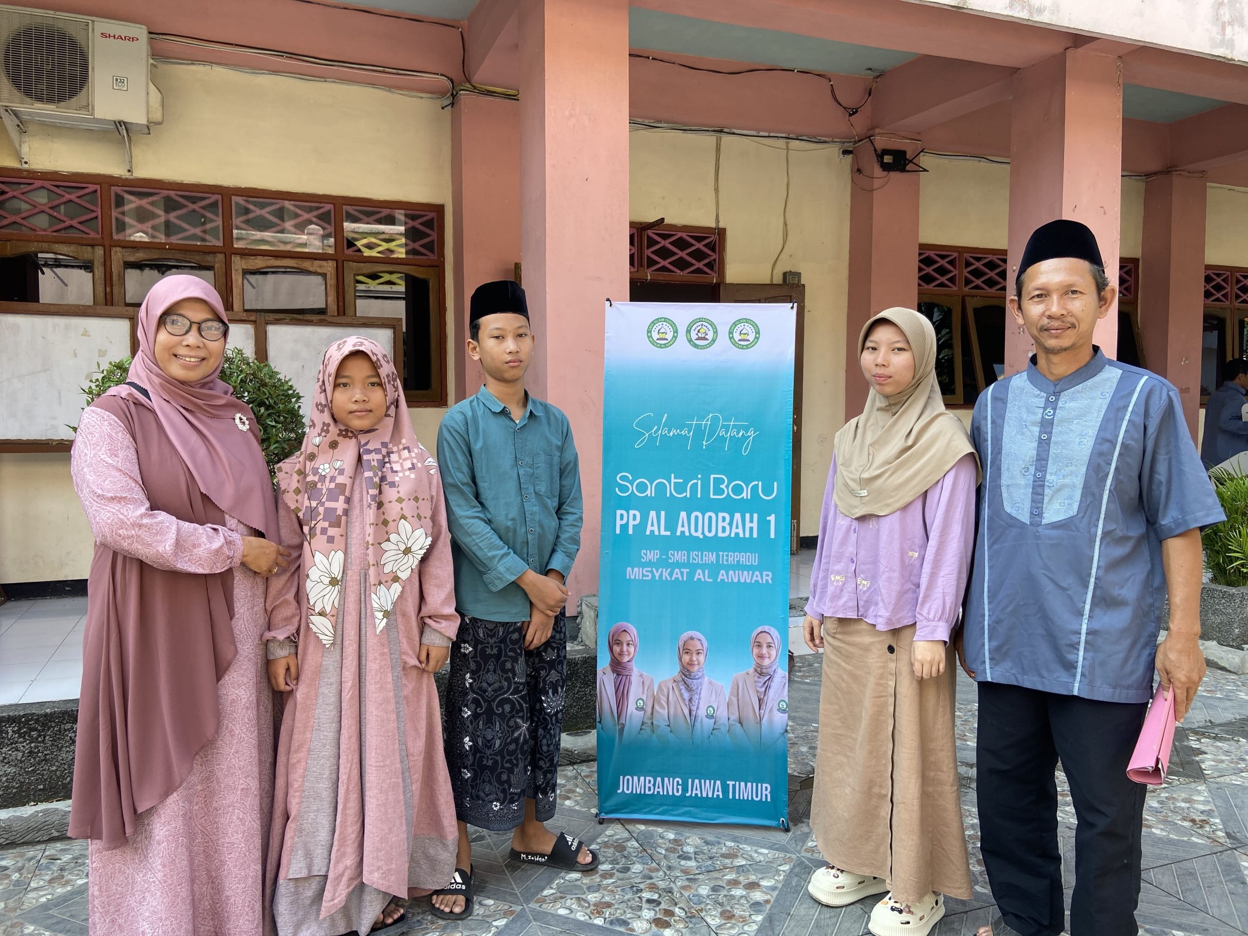 Kedatangan Santri Baru di Pondok Pesantren Al Aqobah Disambut Hangat